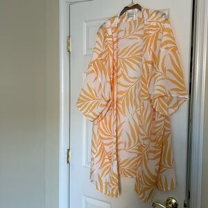Maison Du Soir Never Worn Magnolia Luxe Robe Size M/L Animal Print Orange/White